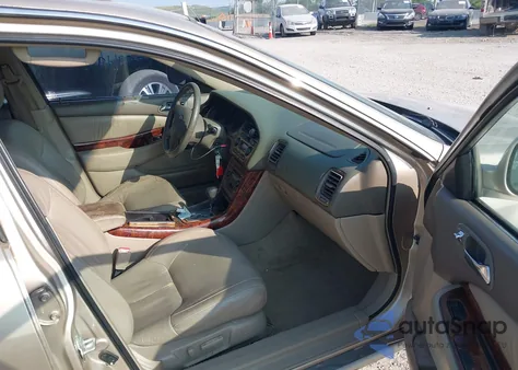 2001 Acura Tl 3.2 z USA, uszkodzony, nr VIN 19UUA56601A016347